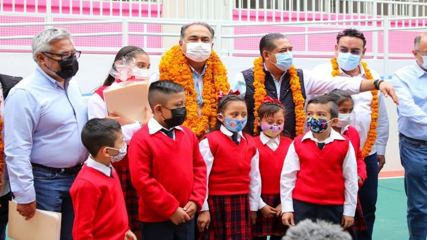 Más escuelas, apoyos sociales y obras de agua potable lleva gobernador Astudillo a Chilapa