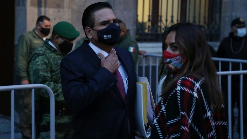 Silvano Aureoles se presentó en Palacio Nacional, para pedir una audiencia con López Obrador 
FOTO: Yadin Xolalpa