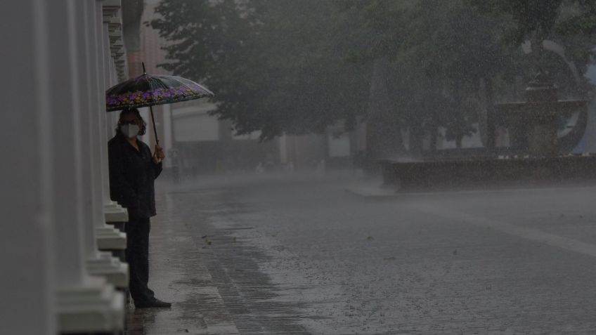 ¡No guardes el paraguas! Pronostican más lluvias y posibilidad de granizada en CDMX y 26 edos | 4 de junio