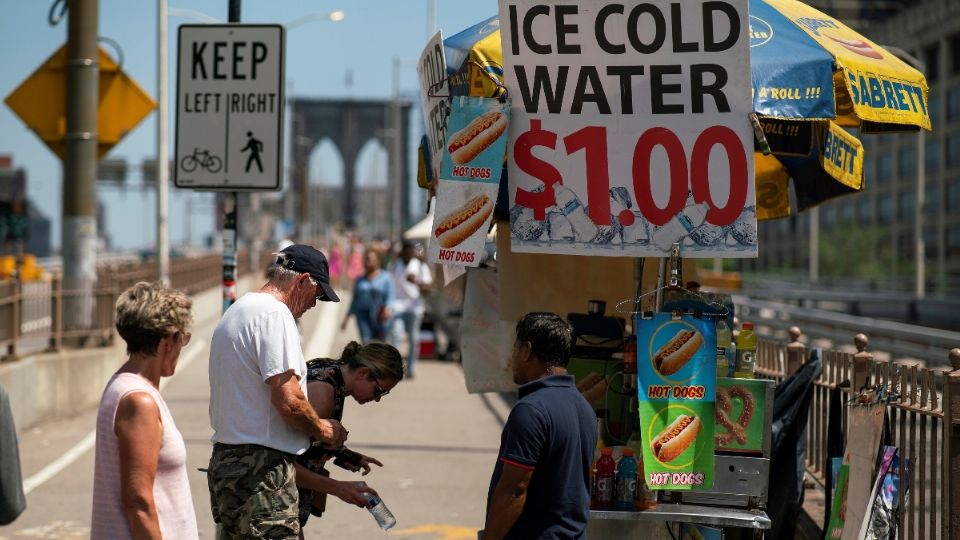 CAMBIO CLIMATICO. La ola de calor es causada por lo que expertos llaman un domo de alta presión. Foto: Reuters