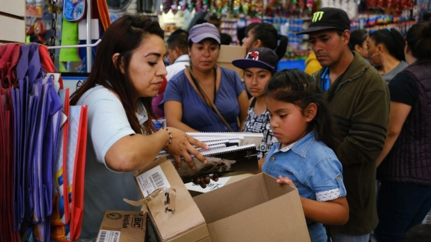 Regreso a clases SEP: Papás NO tendrán que comprar útiles escolares ni uniformes