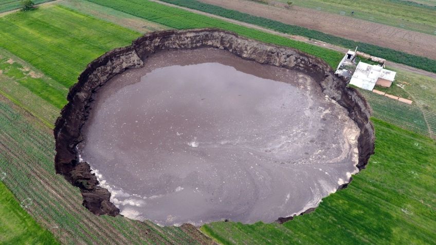 Socavón en Puebla se formó probablemente por gran flujo de agua en subsuelo: Investigador de la UNAM