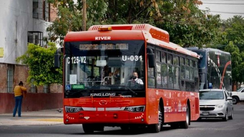 Comienzan a operar unidades a gas natural de la nueva flota de Mi Transporte