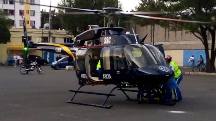 Helicóptero Cóndor traslada de emergencia a un niño para salvarle la vida