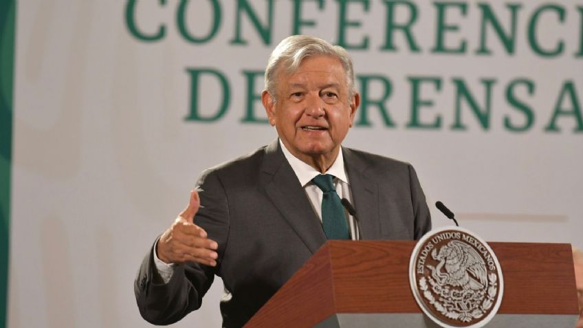 AMLO respalda a Sheinbaum, ante informe del accidente en Línea Dorada el Metro