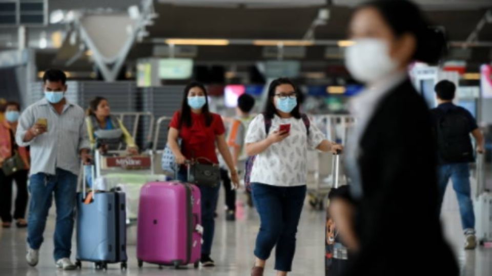 Turistas podrían traer consigo superbacterias resistentes a medicamentos. Foto: iStock