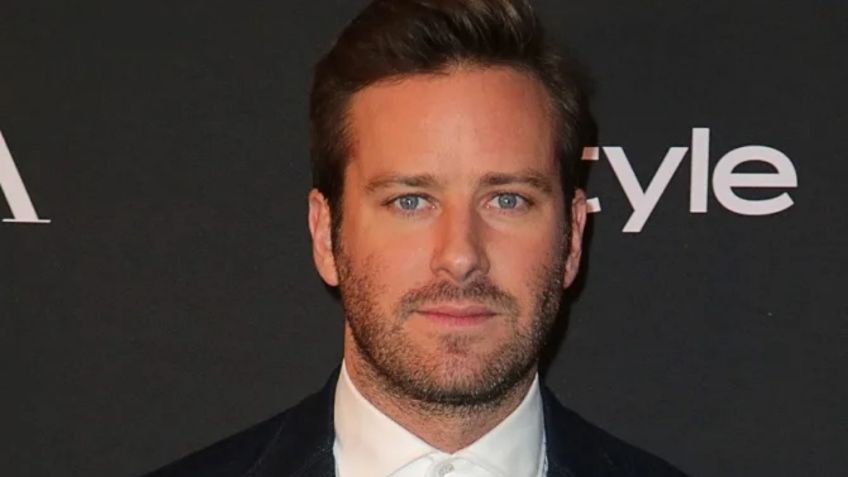 Armie Hammer entra a rehabilitación tras acusaciones de ABUSO SEXUAL y CANIBALISMO