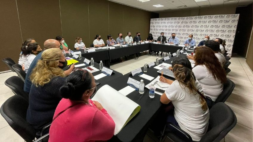 Satisfechos, familiares de desaparecidos tras reunión en Tamaulipas