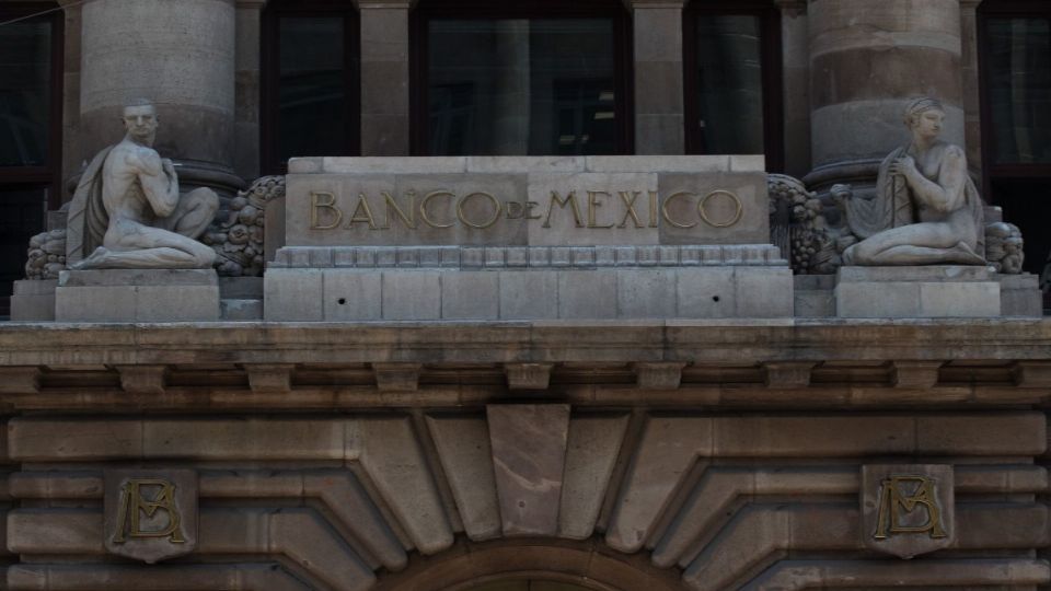 35 grupos de análisis participaron en la encuesta de Banxico. Foto: Cuartoscuro