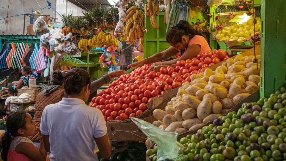 Muchos hogares en México se están durmiendo con hambre, señalo el presidente de la ANPEC, Cuauhtémoc Rivera. FOTO: ESPECIAL