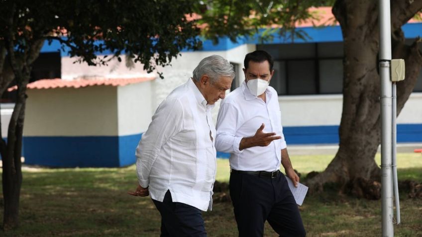 Mauricio Vila Dosal sostiene reunión en Mérida con AMLO, supervisan proyectos de infraestructura