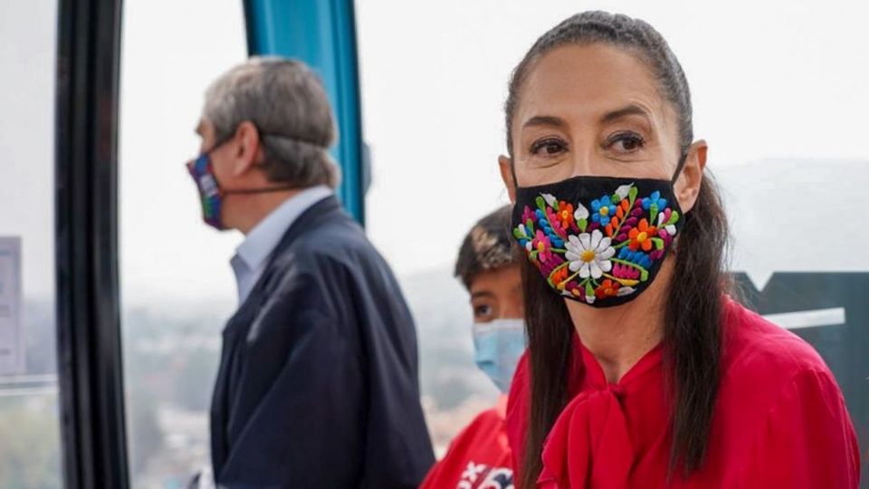 La jefa de Gobierno, Claudia Sheinbaum, realizó el primer recorrido en compañía de una familia de la CDMX. Foto: Especial