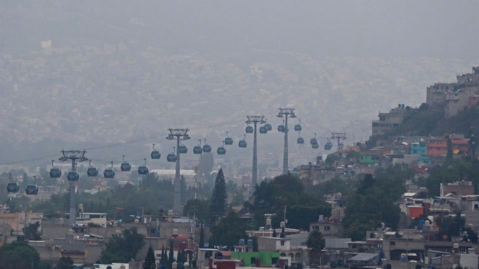 Imagen del Cablebús Línea 1 en operación. Foto: EFE