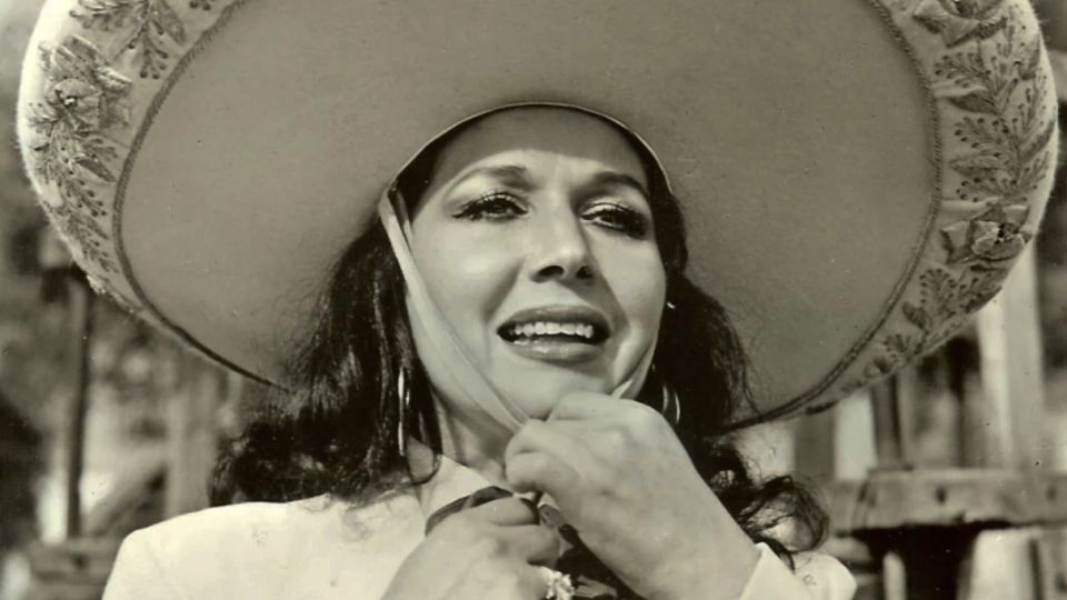 Flor Silvestre es madre de Pepe Aguilar. Foto: Cortesía Familia Aguilar