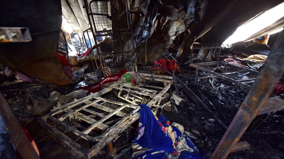 TRAGEDIA. Se atribuyó el incendio al estallido de unas botellas de oxígeno. Foto: AFP