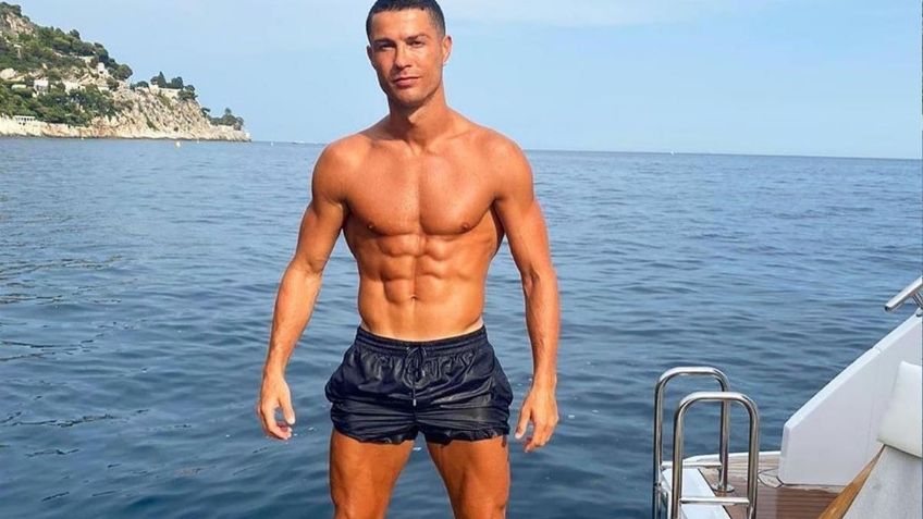 Cristiano Ronaldo se QUITA la ROPA y muestra su terapia en cámara criogénica: VIDEO