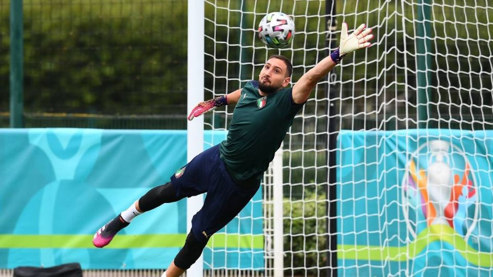 Donnarumma llega al PSG como actual campeón de la Eurocopa conseguida con Italia. Foto: Twitter / gigiodonna1