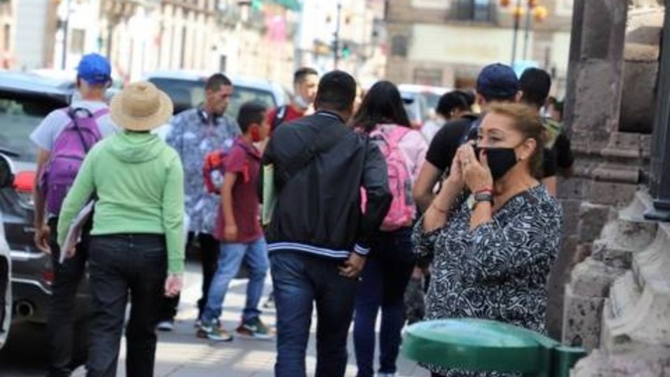 la capacidad hospitalaria esta siendo rebasada por la gran cantidad de contagios de las últimas semanas. FOTO: ESPECIAL