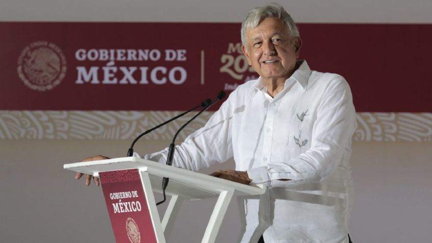 La Cuarta Transformación va, llueva, truene o relampaguee: AMLO