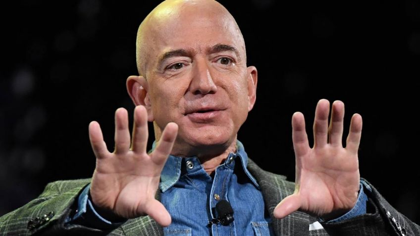 Si usas Amazon, así ayudaste a Jeff Bezos a viajar al espacio | VIDEO