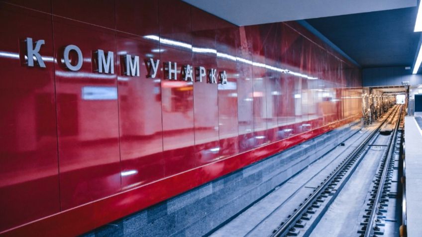 ¿Fue un reto? Joven se arroja a las vías del Metro y sobrevive | VIDEO VIRAL