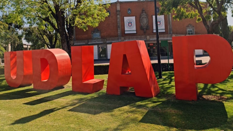 La universidad seguirá atendiendo a los estudiantes