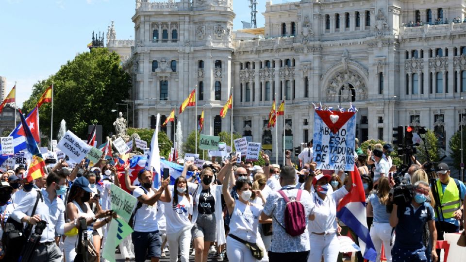 Manifestantes recorrieron desde la plaza de Cibeles hasta la explanada de Callao.