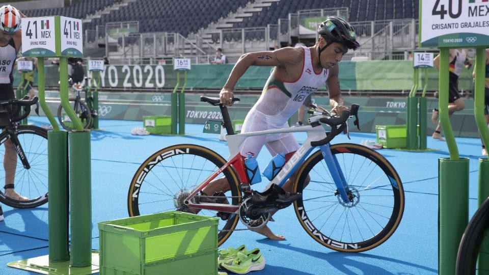 A pesar de ser tres pruebas, en el triatlón no hay pausas; es decir, se lleva a cabo en una sola carrera. Foto: Mexsport