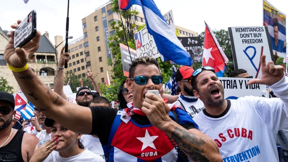 Cientos de manifestantes reclamaron en EU 'libertad para Cuba'