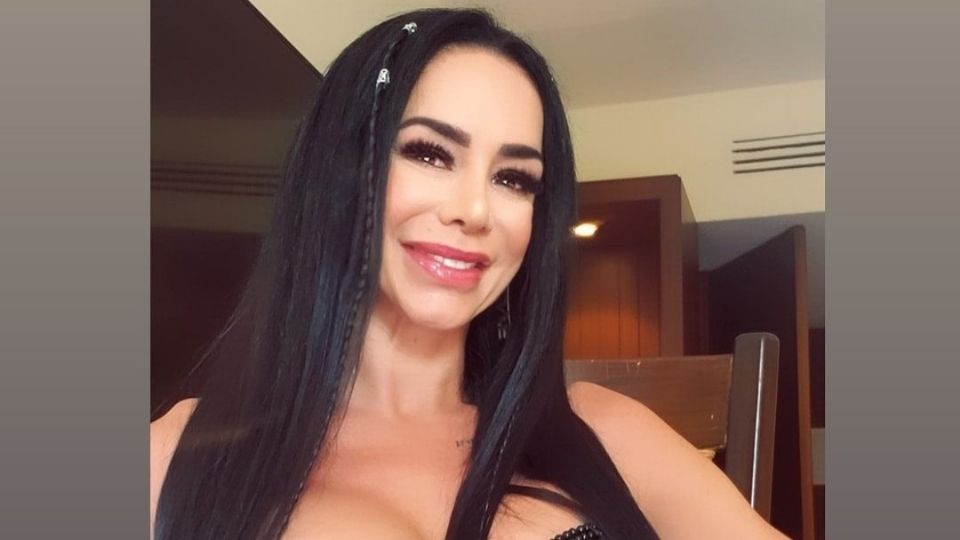 La cubana se lució en las redes sociales con sus looks. Foto: Especial