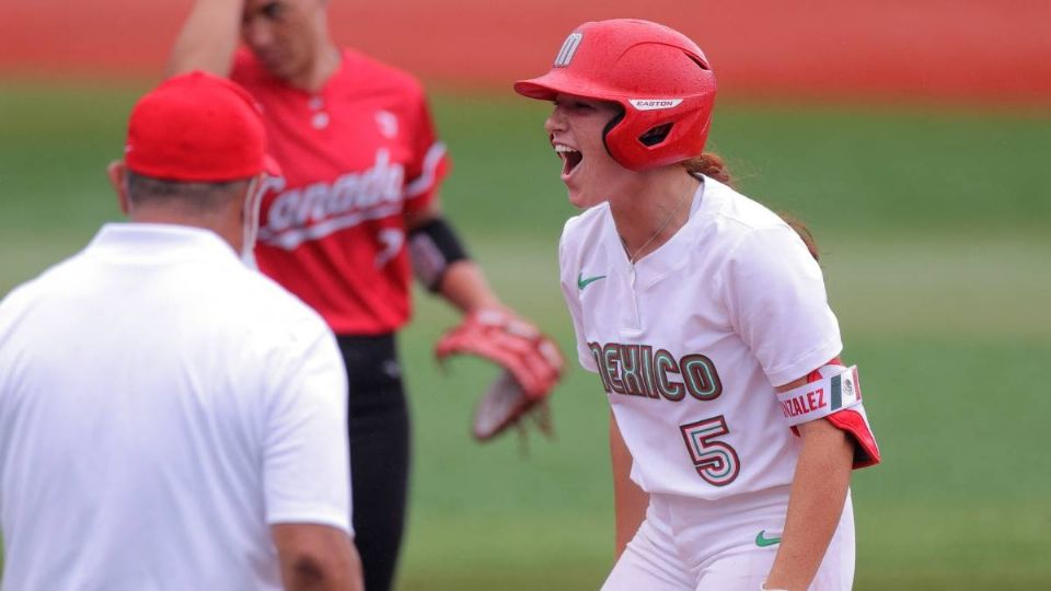 Carlos Padilla calificó como inadmisible la acción de la jugadoras de softbol. Foto: AFP