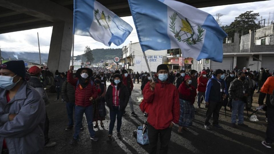 En la capital, también se registran manifestaciones en distintos puntos, pero son menos masivas. Foto: AFP