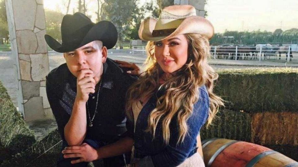 Johnny y Chiquis Rivera. Foto: Johnny Rivera/Instagram