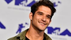 Tyler Posey, actor de Teen Wolf, se declara QUEER; su NOVIA se identifica de la misma manera