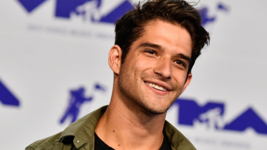 Tyler Posey, actor de Teen Wolf, se declara QUEER; su NOVIA se identifica de la misma manera