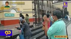 Sismo en Perú: Personas rezan frente a la Catedral de Piura, ante temblor de 6.1 grados | VIDEO