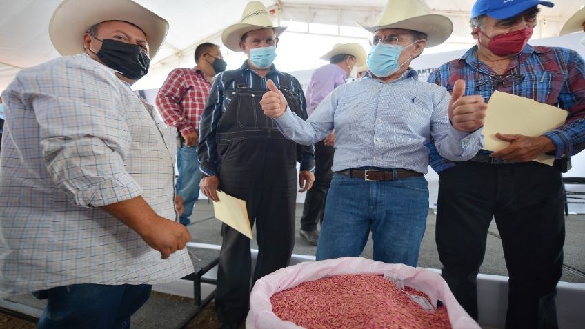 Arranque inmediato de entrega de apoyos a productores afectados por sequía en Durango