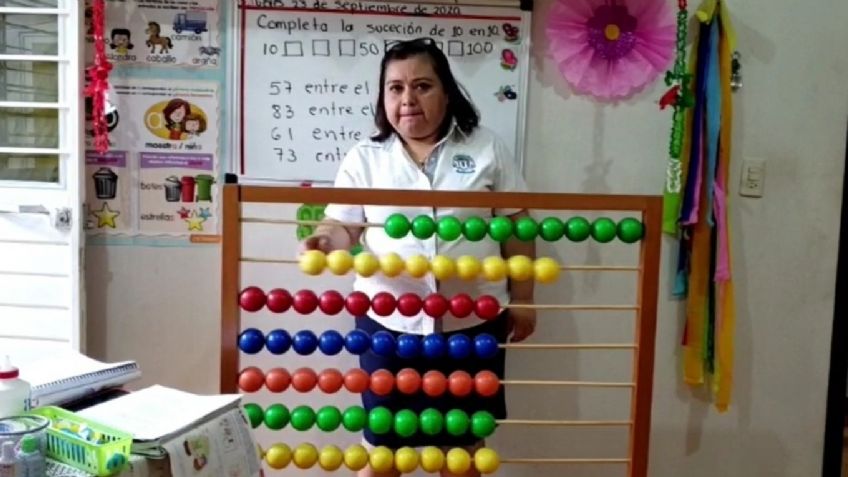 Maestra chiapaneca salva ciclo escolar con videos