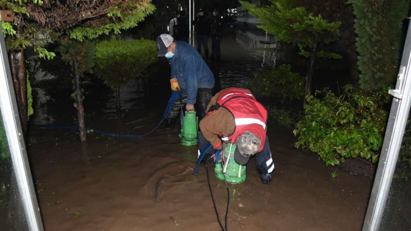 Dejan lluvias daños en 431 viviendas y un hospital en Edomex: CAEM