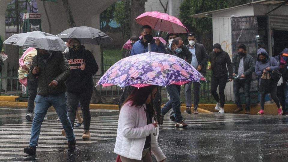 En los últimos días se han reportado fuertes lluvias en la Ciudad de México, incluso se ha activado la alerta amarilla. Foto: Cuartoscuro