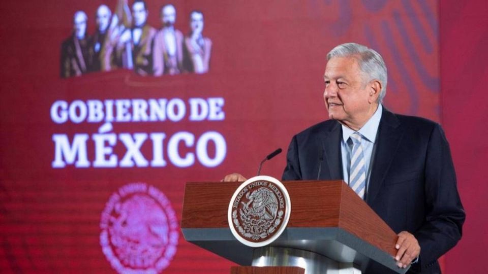 El pasado 24 de junio, el jefe del ejecutivo recibió en Palacio Nacional a los gobernadores electos de Baja California, Marina del Pilar Ávila;  Baja California Sur, Víctor Castro; Campeche, Layda Sansores; Colima, Indira Vizcaíno; Guerrero, Evelyn Salgado; Michoacán,  Alfredo Ramírez Bedolla; Nayarit, Miguel Ángel Navarro; Sinaloa,  Rubén Rocha; Sonora, Alfonso Durazo; Tlaxcala, Lorena Cuellar; y Zacatecas, David Monreal. FOTO: ESPECIAL