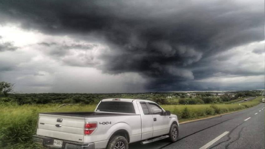 ¿Qué es y por qué se forma la nube cumulonimbus arcus que se apreció en Nuevo León?