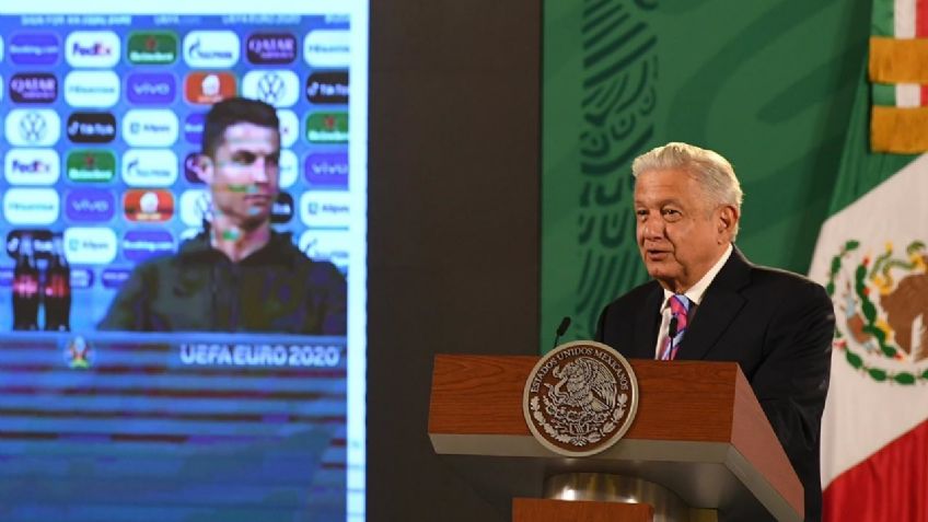 AMLO da clases de nutrición en la Mañanera... Con Cristiano Ronaldo