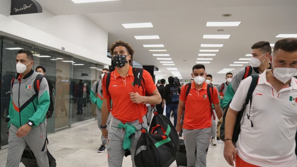 México viajó a Tokio y debutará el 22 de julio ante Francia 
??FOTO: Yadin Xolalpa