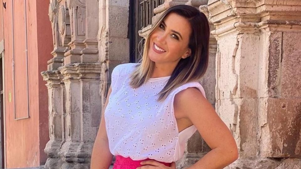 La conductora conquistó a sus fans con su look moderno. Foto: Especial