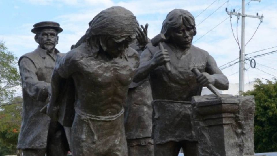 En Michoacán llevan a consulta permanencia de escultura (Foto: Especial)