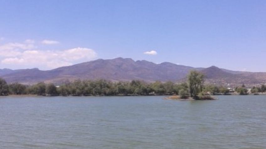 Vecinos y ambientalistas defienden la  Laguna de Axotlán