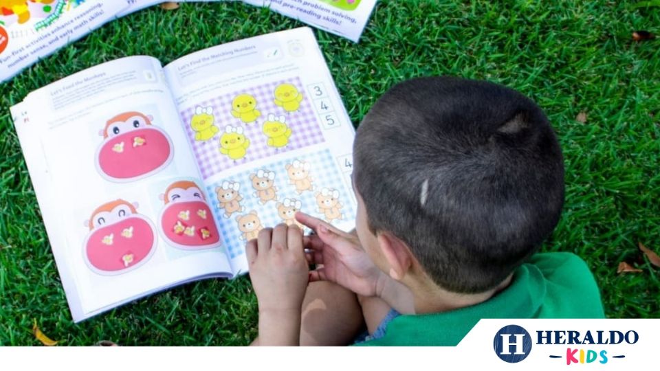 ¿Cómo fomentar la lectura en niños? Foto: Especial