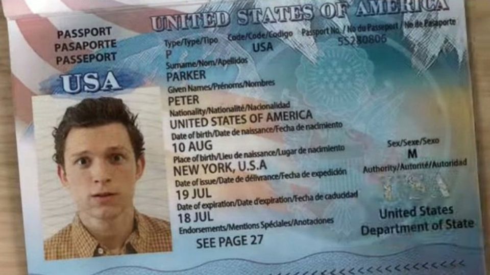 En el pasaporte de Peter Parker se aprecia que su cumpleaños es el 10 de agosto. Foto: Especial