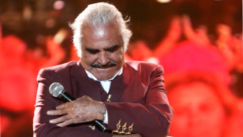 Vicente Fernández continúa grave en el hospital; esto dijo el médico